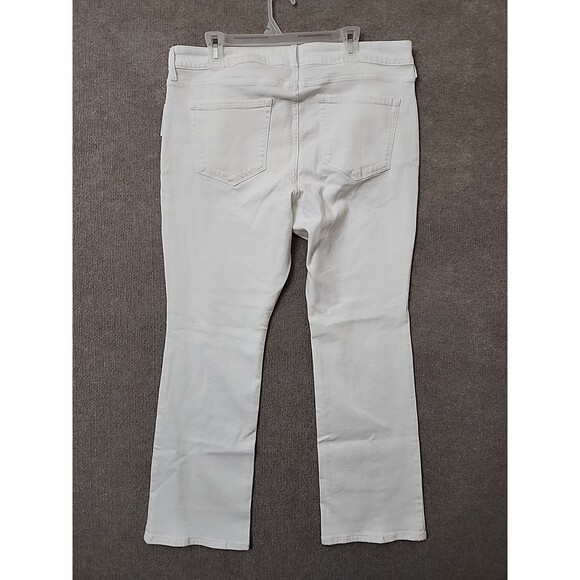 Old Navy WOW Bootcut Jeans Womens 16 White Stretch NEW - Picture 6 of 11